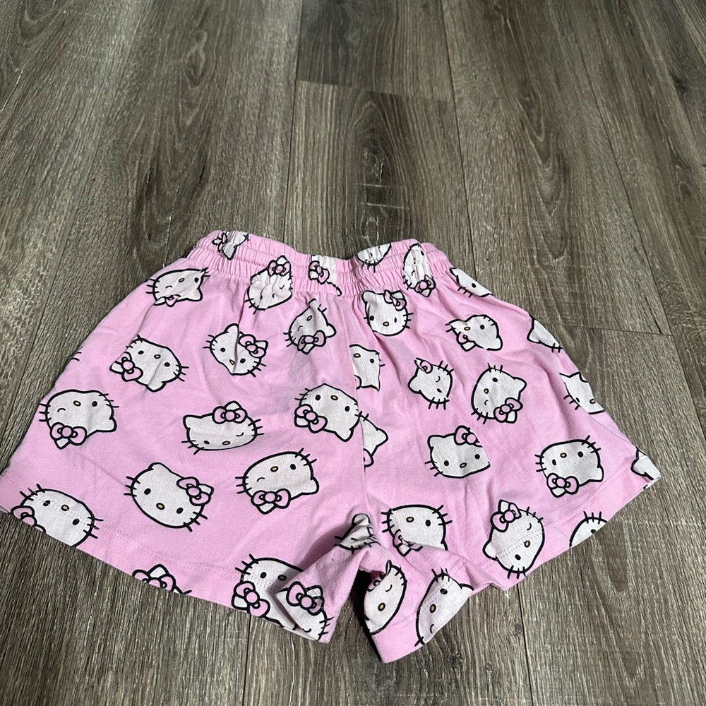 Hello Kitty Pink Patterned Shorts - Picture 2 of 2